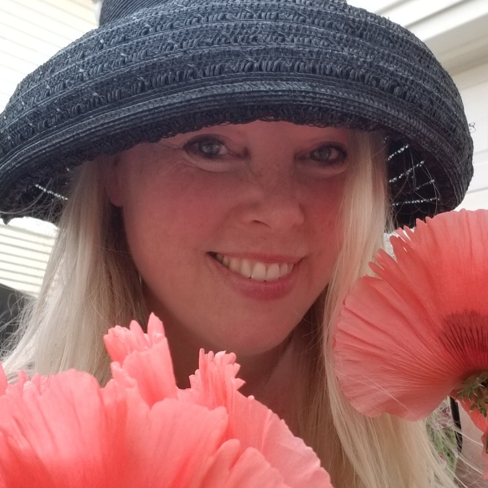 Meet your Posher, Rebecca